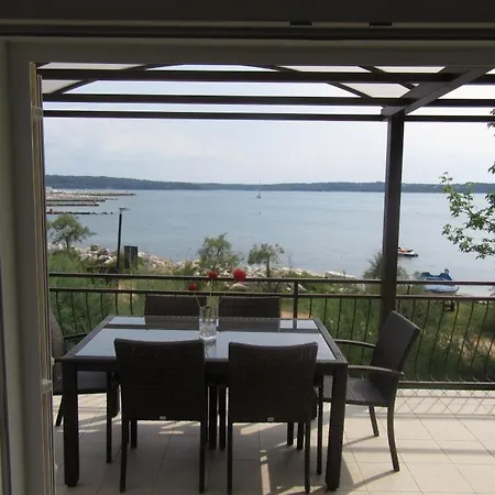 Novigrad Apartment